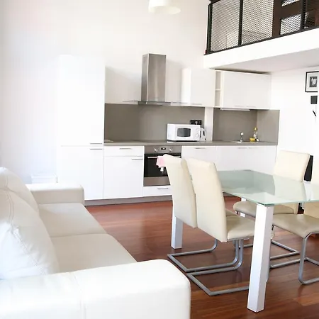 Boutique Lofts Apartment *